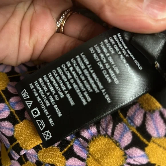 NWT Urban Outfitters culotte pull on trouser floral pants Size Large - Picture 6 of 6